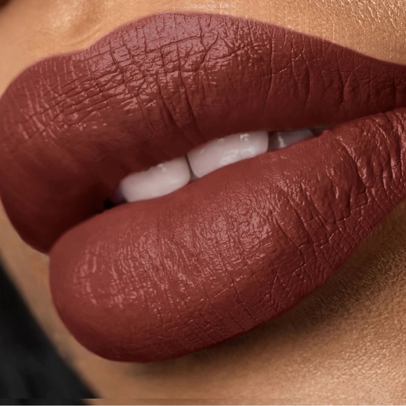 Karmela Cosmetics Silk Matte Lipstick-Enchanted. Dewy, Berry, Spicy, Sexy, Juicy - Picture 7 of 8